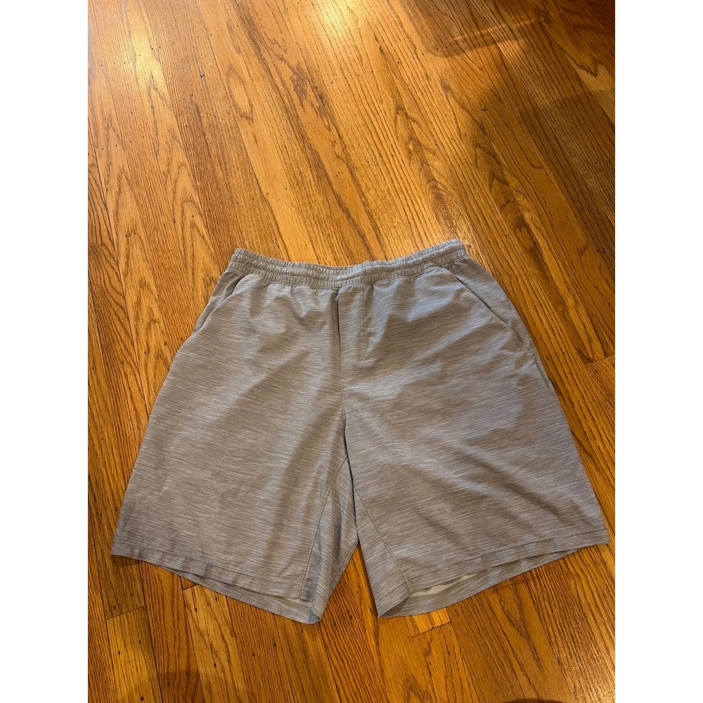 Lululemon Mens Pace Breaker Shorts Heathered Grey Space Dye Size L 9 Inch